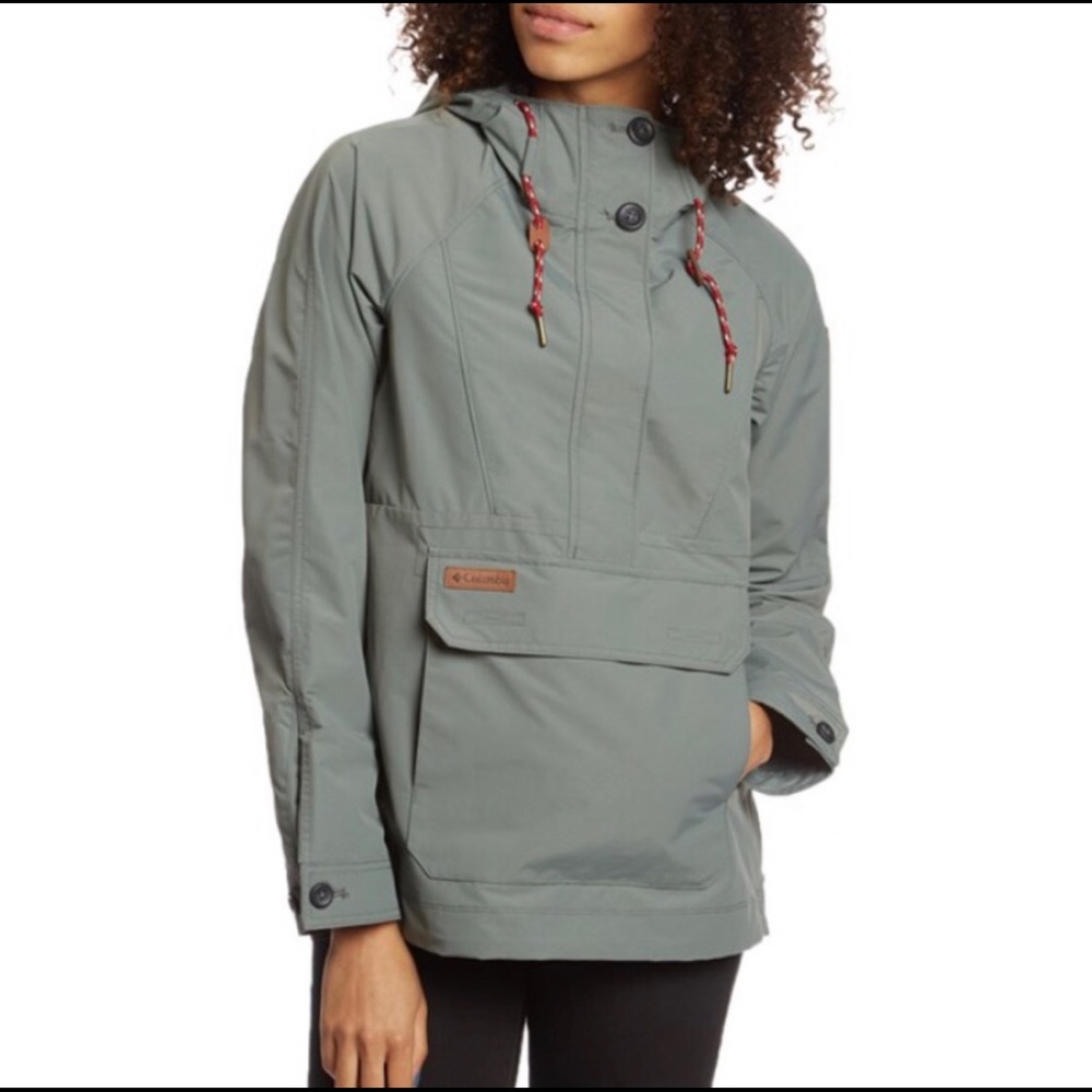 Columbia Water-proof Pullover Jacket, Small